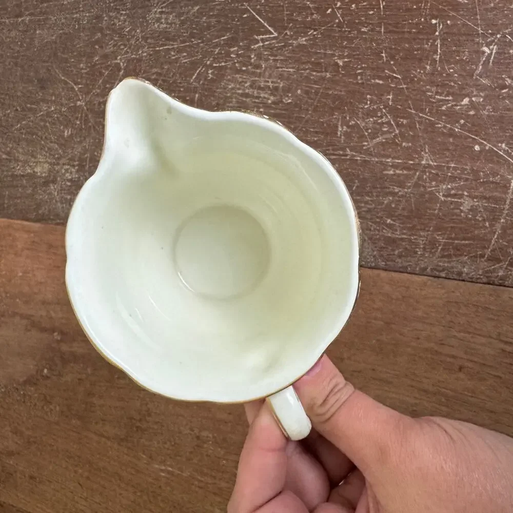 Hall's Superior Kitchenware Mary Dunbar Autumn‎ Leaf Jewel Tea Creamer